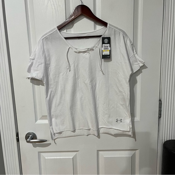 Under armour white short sleeve t shirt size medium - Picture 2 of 10